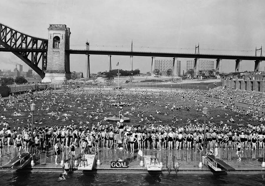 Swimming contest, Astoria Park Pool, 1936.