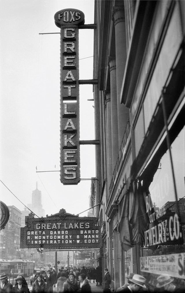 Fox’s Great Lakes Theatre (also known as the Paramount Theatre), Buffalo, 1931.