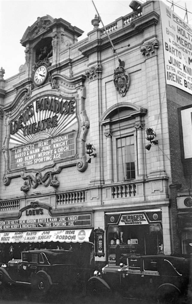 Loew’s Paradise Theatre, Bronx, 1932.
