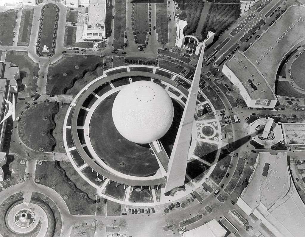 Aerial View of Trylon and Perisphere at World's Fair, 1939.