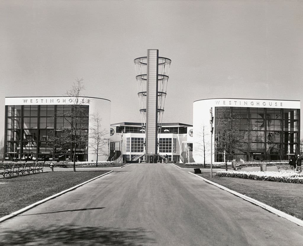 Westinghouse Building at New York World's Fair, 1939.