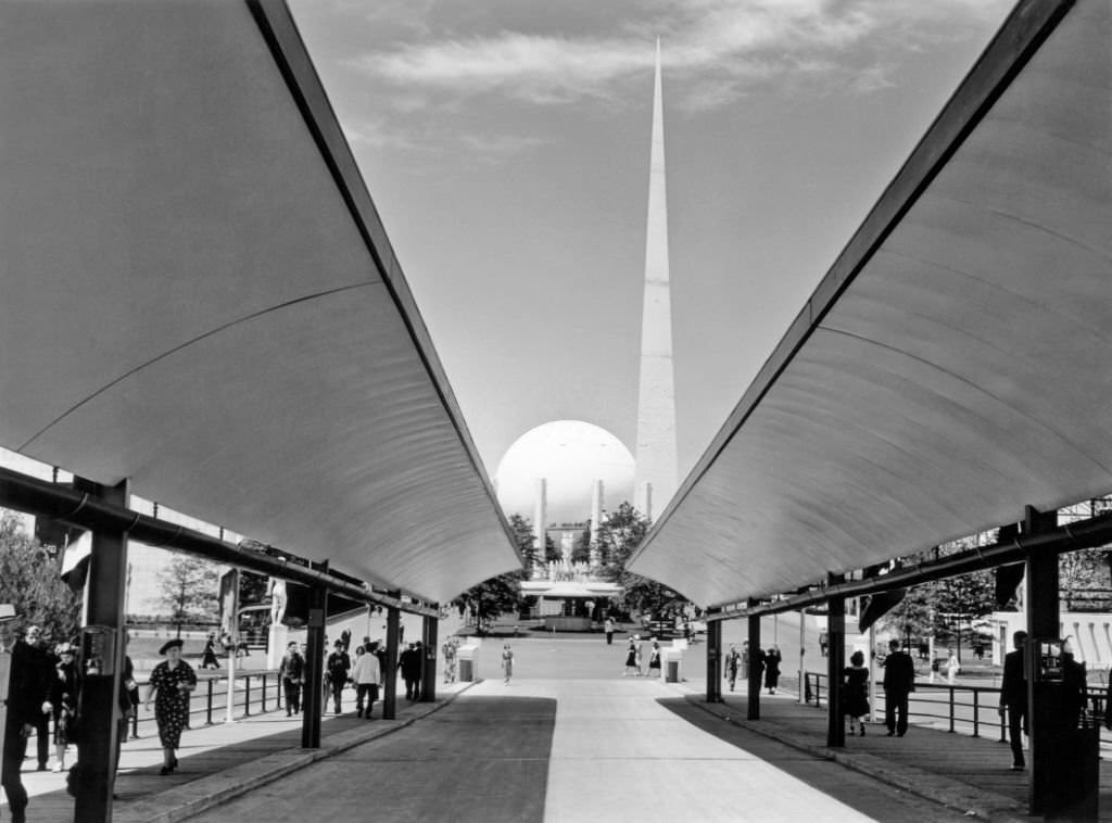 Fair Sidewalk of theme Center looking to Trylon and Perisphere New York City, 1939.