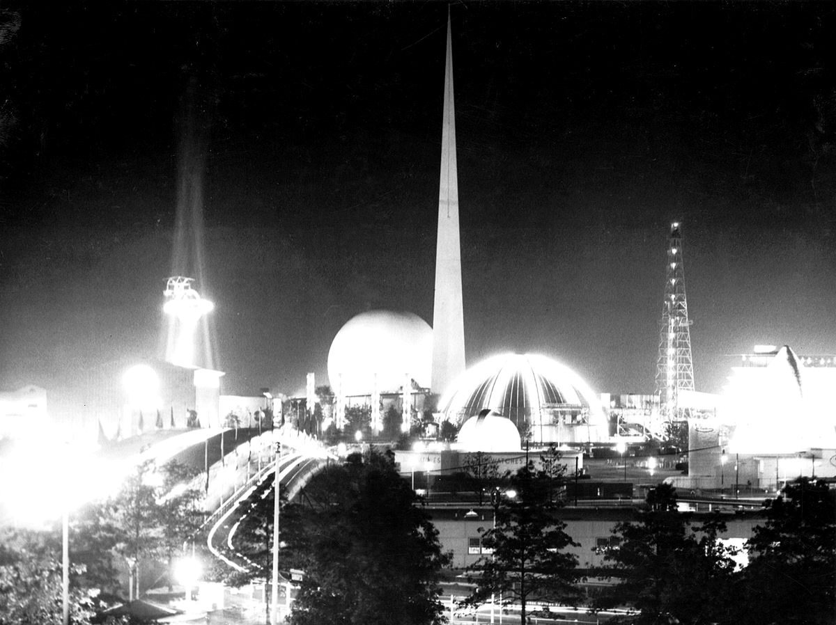 General night view of the World's Fair, New York City, 1939.
