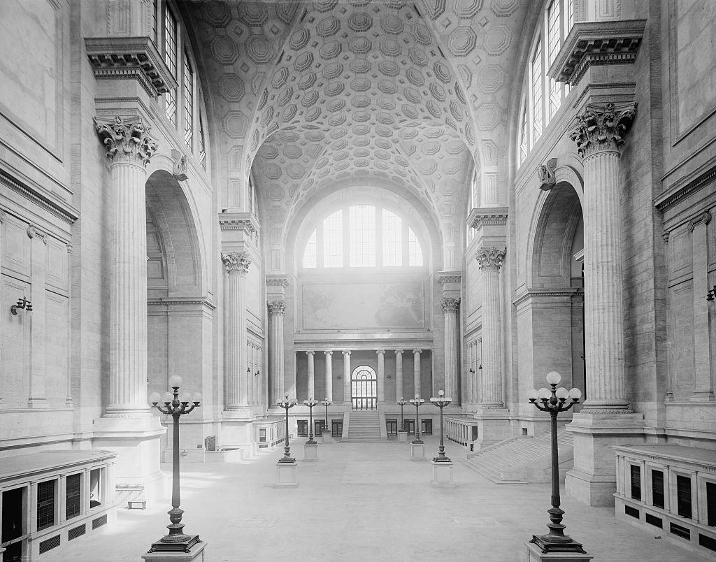 Main Waiting Room, Pennsylvania Station, New York City, 1910.
