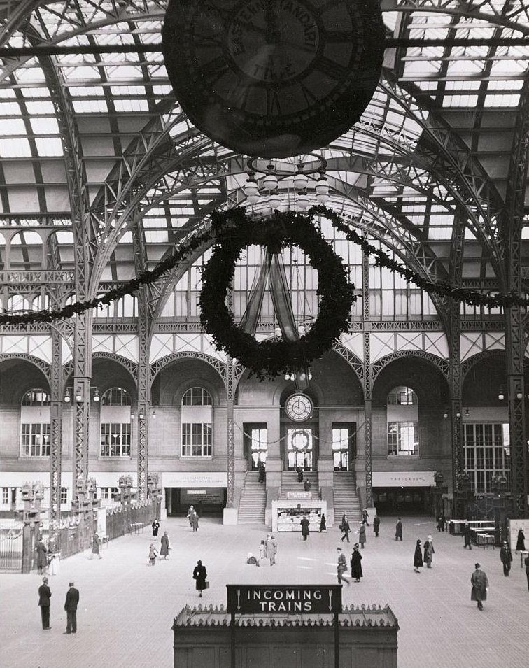 Pennsylvania Railroad Station with Christmas Decorations, 1915.