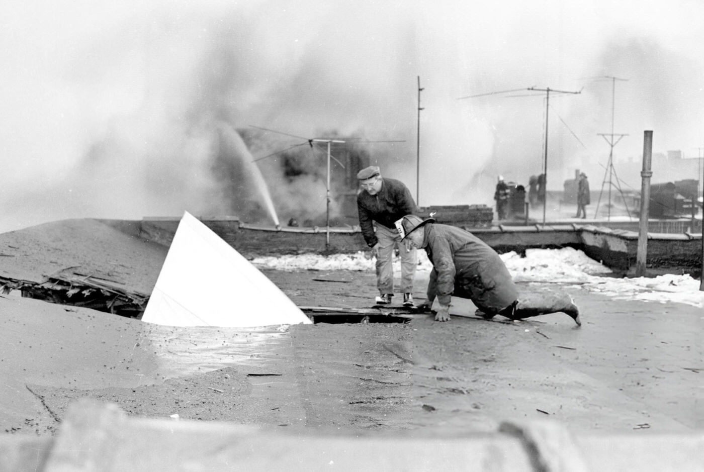 A 25-Foot Wing Section Of The United Airlines Plane Which Crashed In Brooklyn Rises From A Gaping Hole On A Roof After The United Airlines Dc-8 &Amp;Amp; Twa Super Constellation Aviation Accident, 1960.