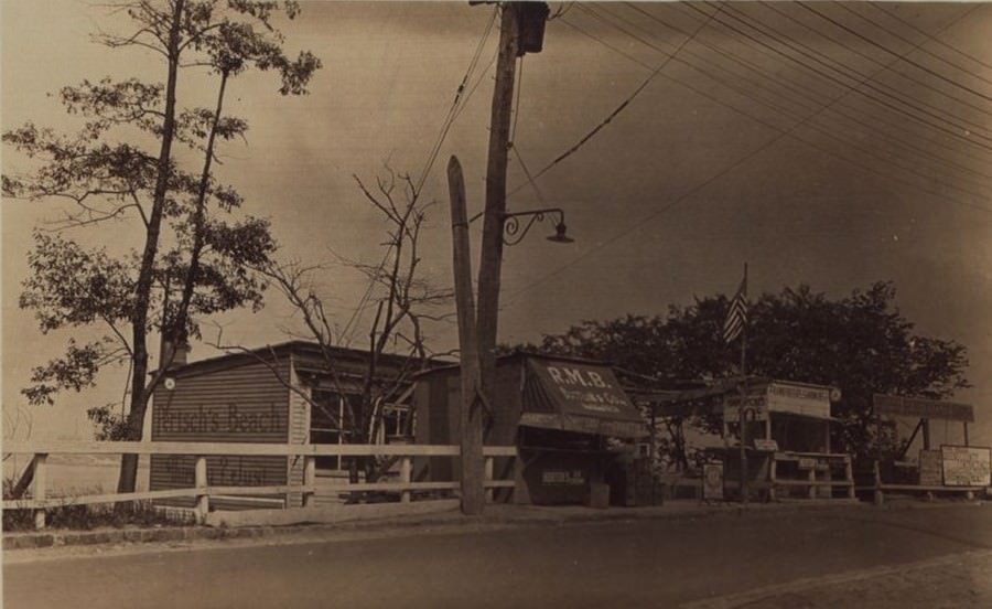 Astoria Boulevard - 112th Place.