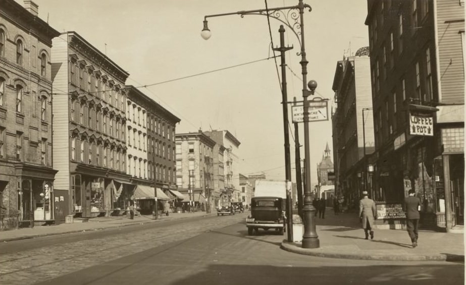 Bushwick Avenue - Montrose Avenue, 1934