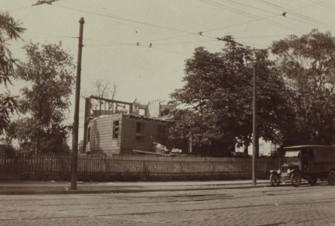 Grand Avenue - 68th Street, 1925