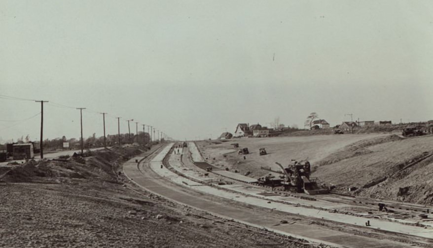 Grand Central Parkwa - 77th Street, 1935