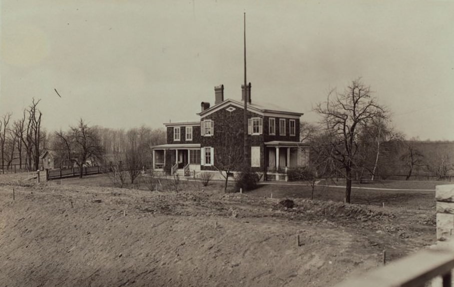 Parsons Boulevard - Grand Central Parkway.