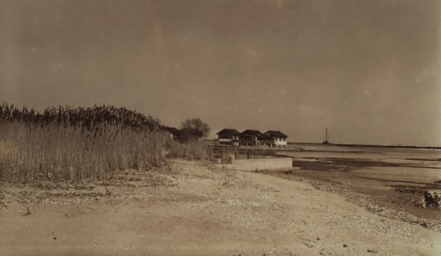 Crooke's Point Ferry, 1937.