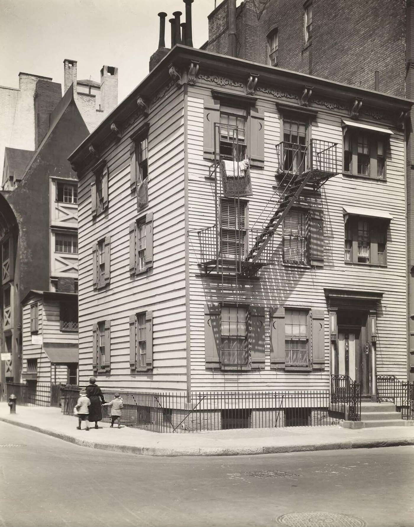 Wood Frame House, Bedford And Grove Streets, 1936.