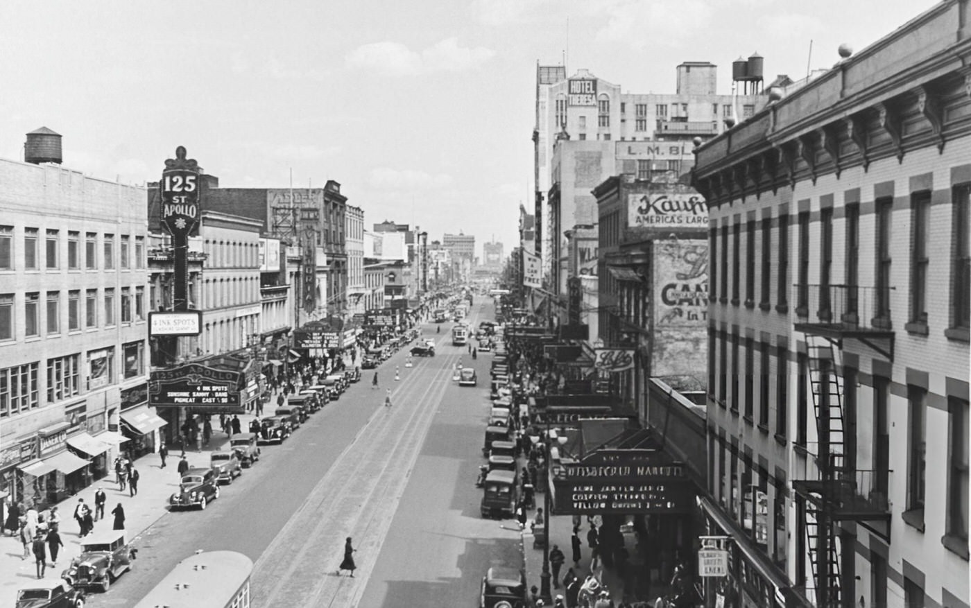 A View Of 125Th Street In Harlem, 1935.