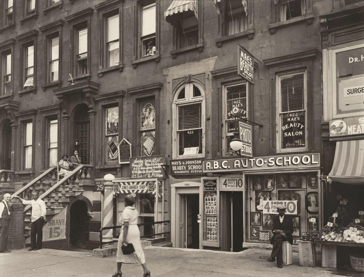 Harlem Street: 422-424 Lenox Avenue, 1938.