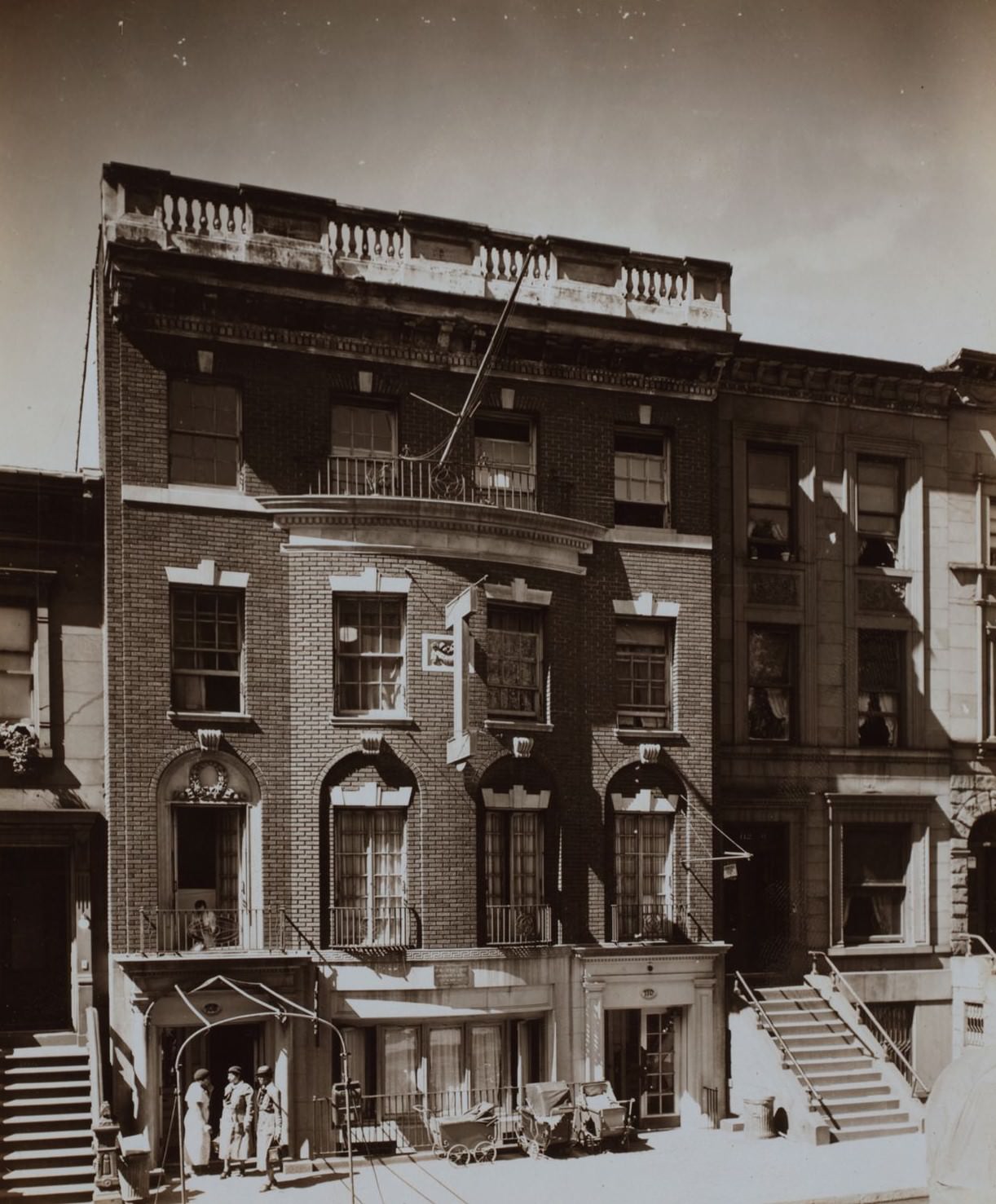 Manhattan: 136Th Street (West) And Lenox Avenue, 1936.