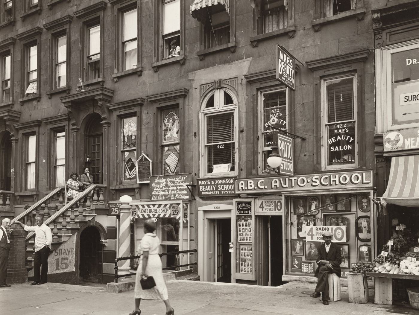 Harlem Street: 422-424 Lenox Avenue, 1938.