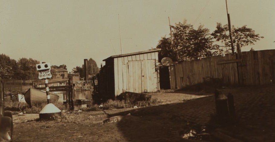 Harlem River, Manhattan: East 122Nd Street, 1934.