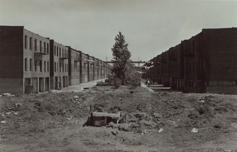 Hoyt Avenue - 24Th Street, 1934