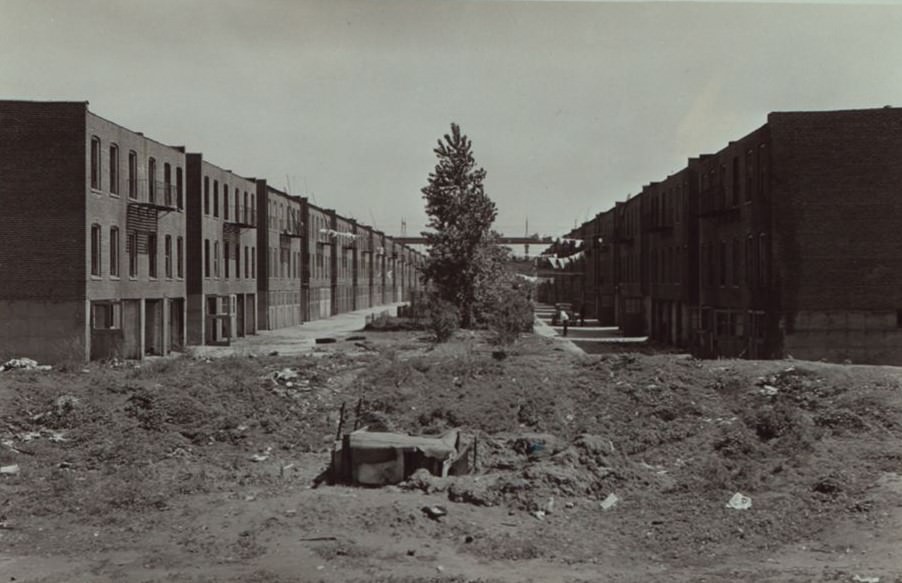 Hoyt Avenue - 27Th Street, 1934