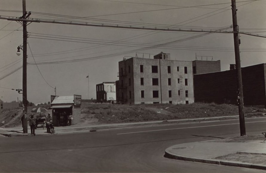 21St Street - Hoyt Avenue, 1930S