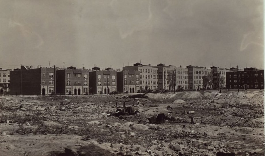 Hoyt Avenue - 31St Street, 1931