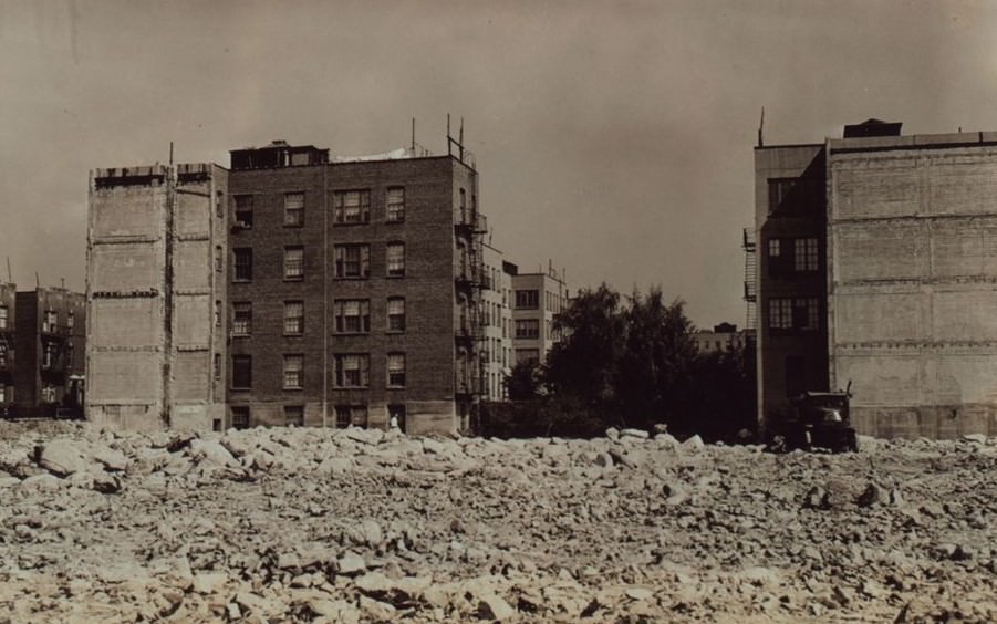 Hoyt Avenue - 27Th Street, 1934