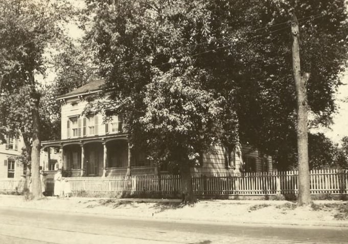 Jamaica Avenue - 168th Street, 1930s