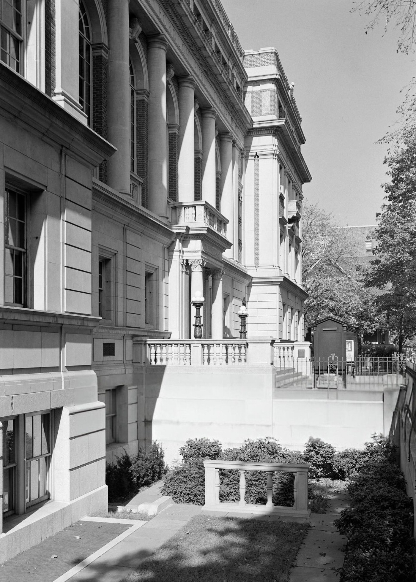 Queensboro Public Library, Jamaica, Queens, New York.