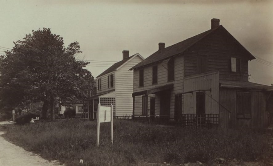 Little Neck Parkway - Albert Street, 1920s