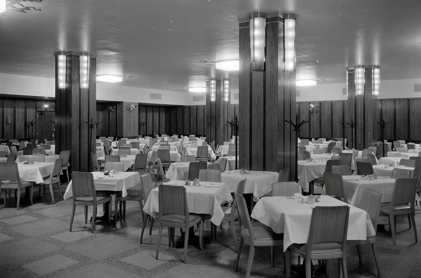 Broadmoor Restaurant At 41St Street, East Of Madison Avenue, 1930S