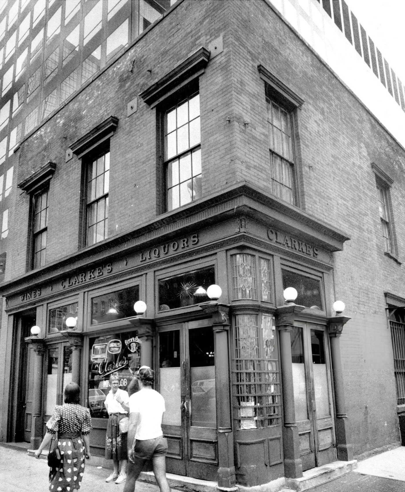 P.j. Clarke'S Restaurant And Bar On 3Rd Ave. And E. 55Th St, 1970S