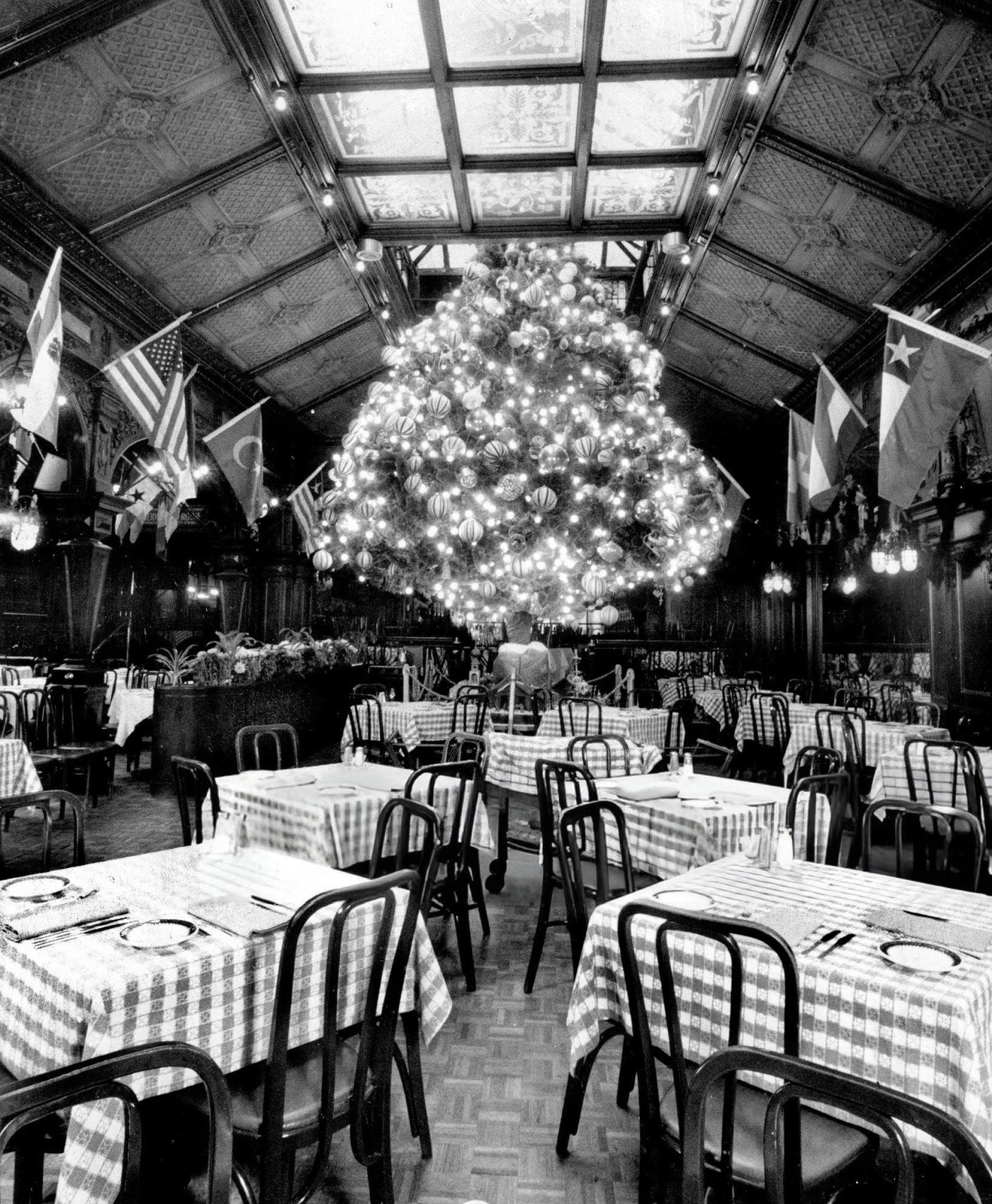 Luchow'S Restaurant At 110 East 14Th Street, 1970S