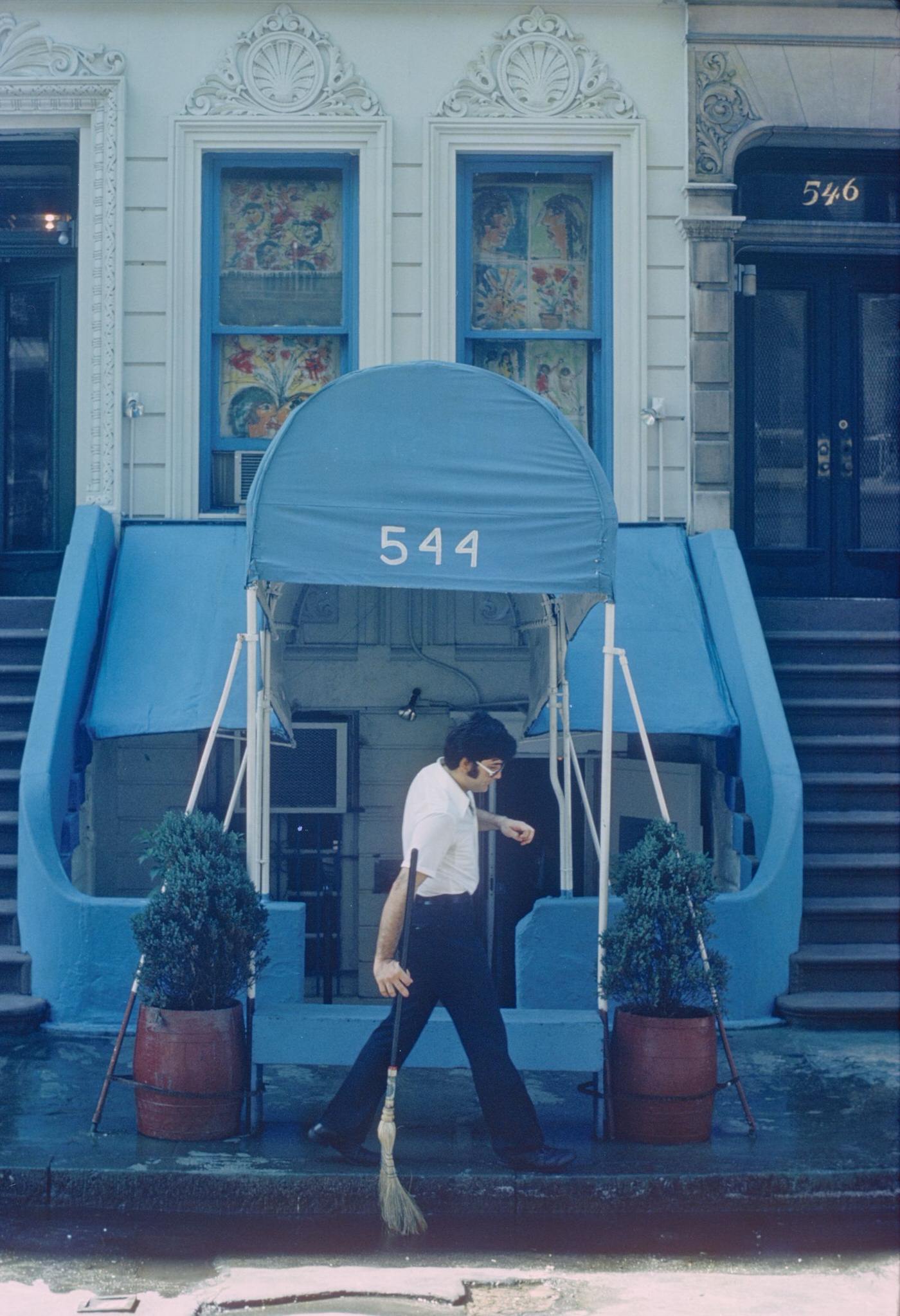 Symposium Restaurant, 1976