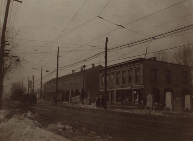 Metropolitan Avenue - 70th Street, 1925