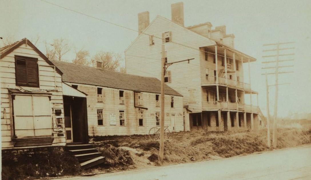 Richmond Road and New Dorp Lane, 1900.