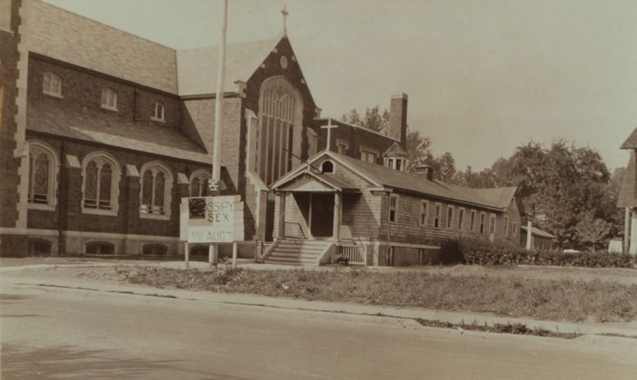 New Dorp Lane and 3rd Street, 1935.