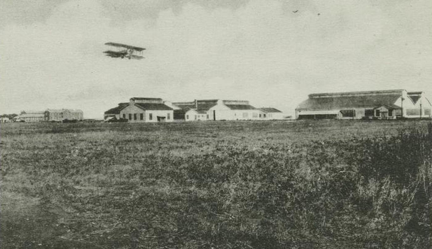 Hangars and other buildings at Miller Field, U. S. Air Service, New Dorp, Staten Island.