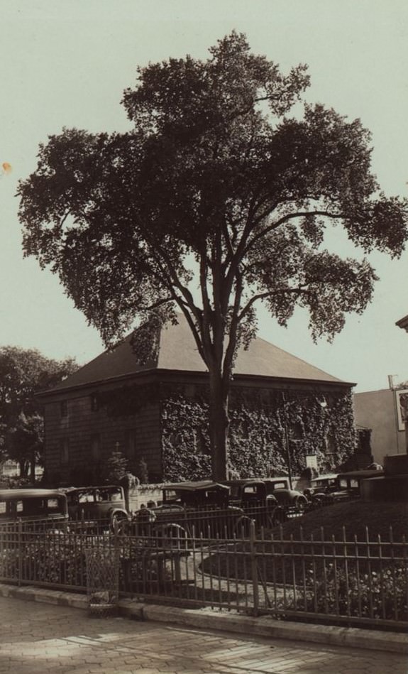 Northern Boulevard - Main Street, 1927
