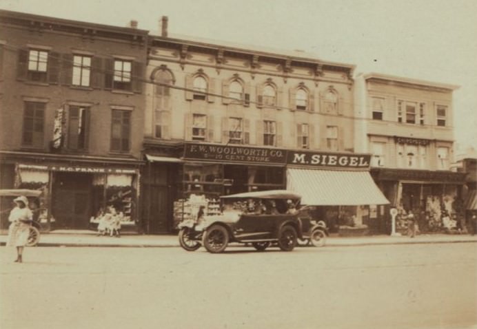 Main Street - Northern Boulevard, 1922