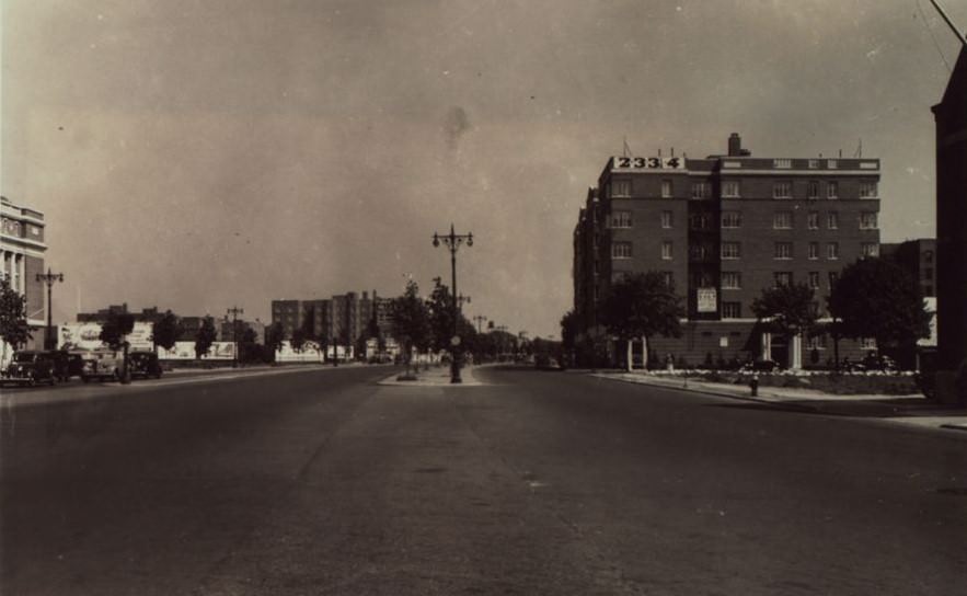 Queens Boulevard - 75th Avenue, 1930s