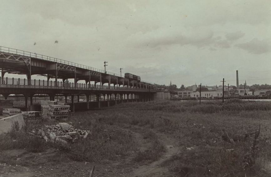 Roosevelt Avenue - Willets Point Boulevard, 1938