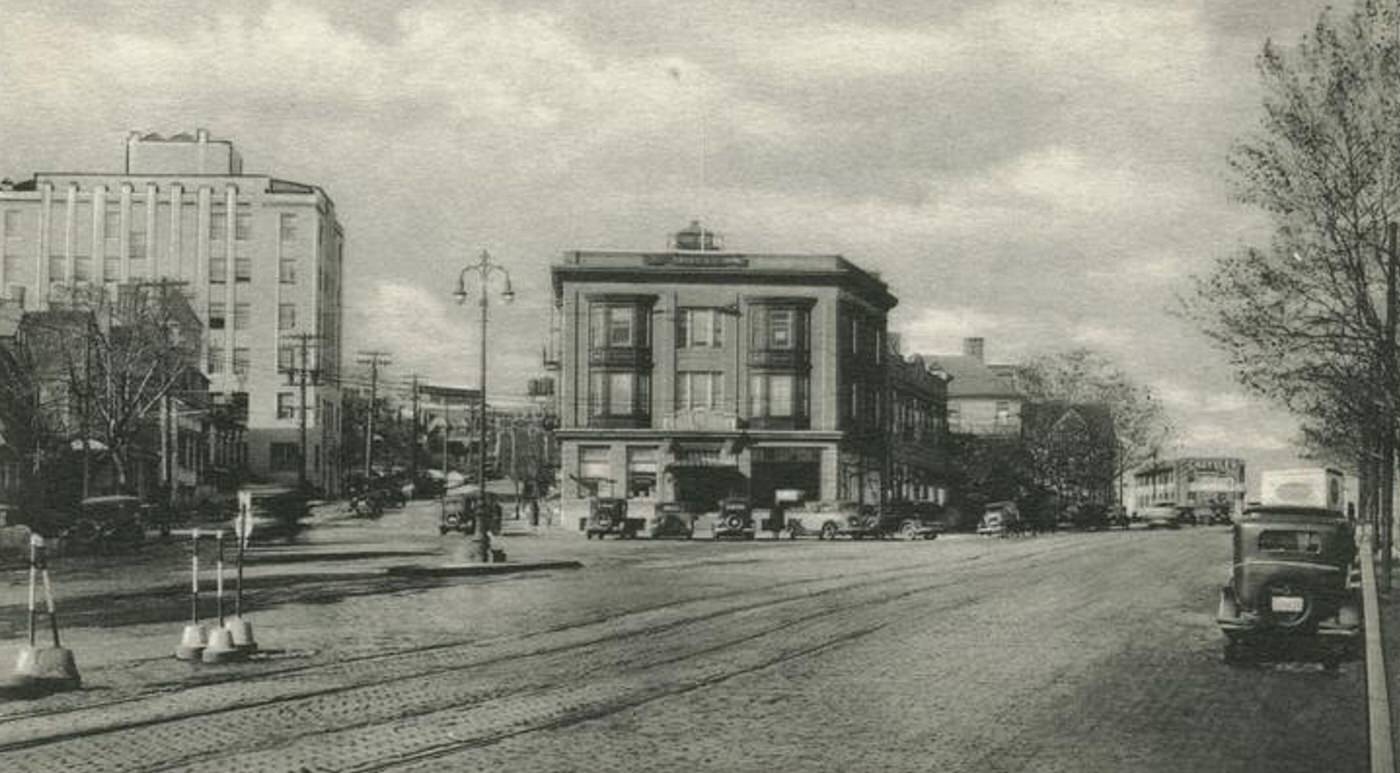 Tompkinsville Square looking toward St. George, Staten Island.