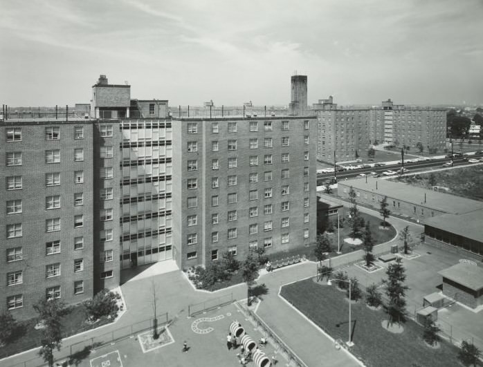 Queens - 125-60 Sutphin Boulevard - Rockaway Boulevard.