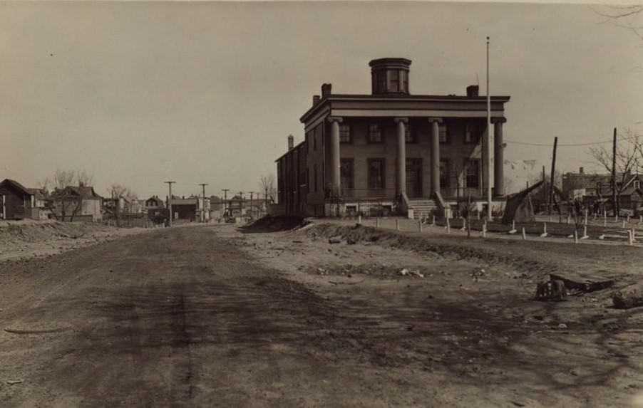 Sutphin Boulevard - 108th Avenue, 1932