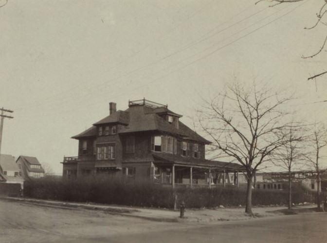 Sutphin Boulevard - 90th Avenue