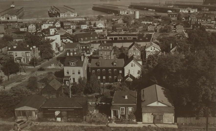 Tompkinsville - General view, 1920s.