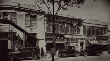 Roosevelt Avenue 1920s 1930s