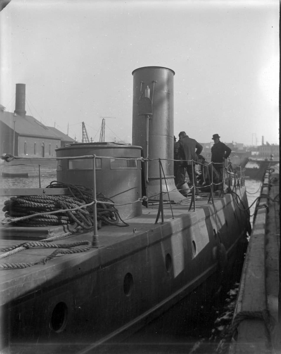 Working On The Uss Stiletto, Brooklyn Navy Yard, New York City, 1900S.