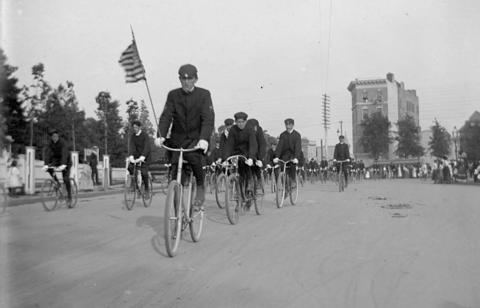 Bicycle Parade, Bronx, 1898.